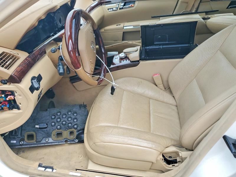 2010 Mercedes-benz S-klasse VIN WDDNG7BB7AA356813 COPART salvage auction — WATER/FLOOD, Nj - Cert Of Title-Salvage Flood, sold $950 on 2026-08-10 (photo 7)