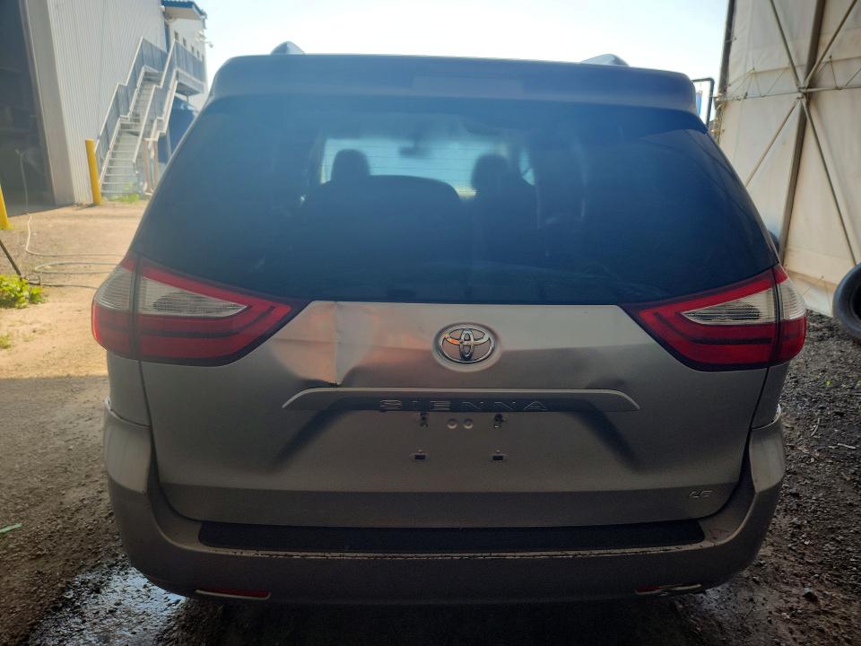 2017 Toyota Sienna VIN 5TDKZ3DC8HS863657 COPART salvage auction — MECHANICAL, ON - PERMIT NO BRAND - UNFIT (P), sold $1,950 on 2026-07-29 (photo 6)