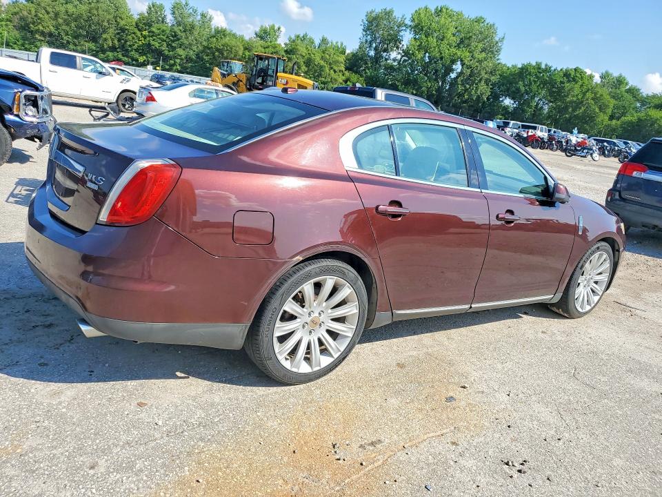 2010 Lincoln Mks VIN 1LNHL9ER2AG611142 COPART salvage auction — SIDE, Ia - Cert Of Title-Salvage Title, sold $475 on 2026-07-31 (photo 3)