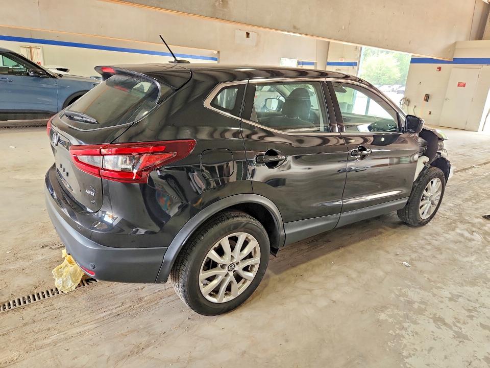 2021 Nissan Rogue sport VIN JN1BJ1AW7MW436980 COPART salvage auction — FRONT END, VA - CERT OF TITLE - SALVAGE, sold $550 on 2026-07-24 (photo 3)