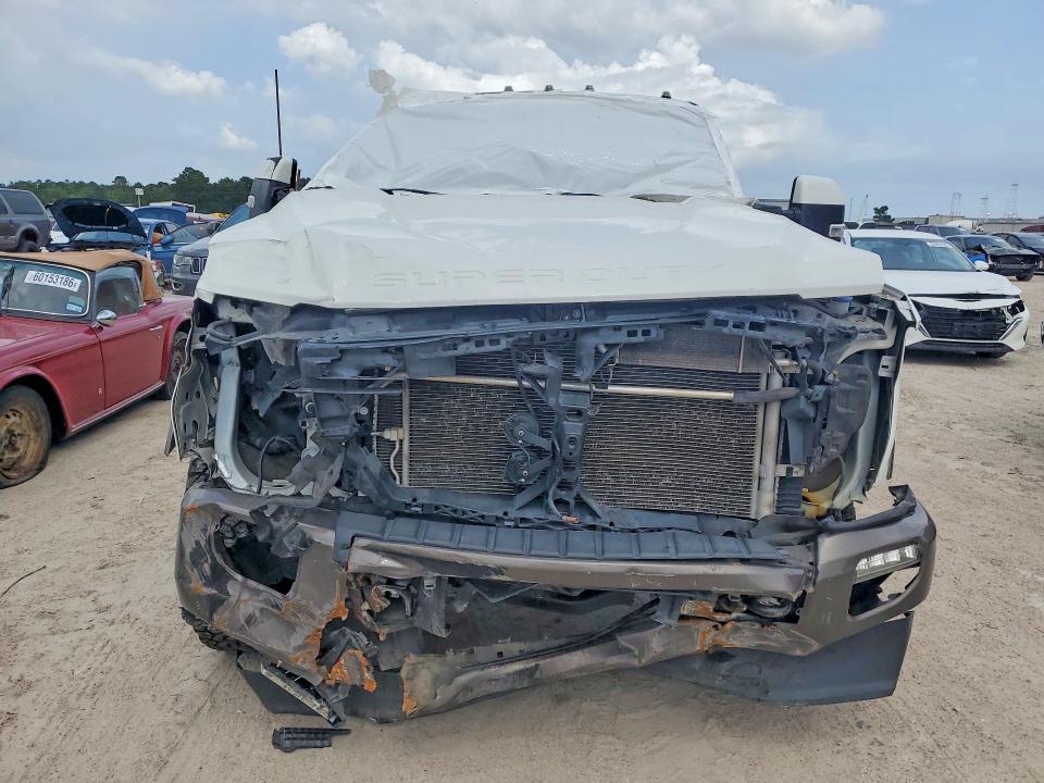 2022 Ford F250 VIN 1FT8W2BT2NEC08668 COPART salvage auction — ROLLOVER, TX - CERTIFICATE OF TITLE, sold $12,000 on 2026-07-28 (photo 5)