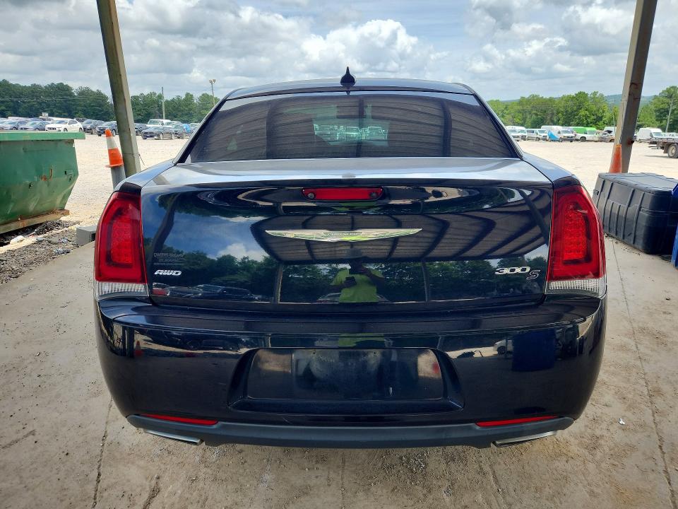2018 Chrysler 300 VIN 2C3CCAGG6JH267268 COPART salvage auction — NORMAL WEAR, AL - CERTIFICATE OF TITLE, sold $825 on 2026-07-28 (photo 6)