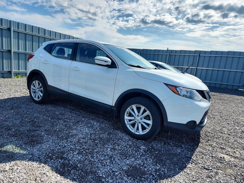 2018 Nissan Rogue sport VIN JN1BJ1CR1JW292359 COPART salvage auction — REAR END, ON - PERMIT NO BRAND - UNFIT, sold $150 on 2026-07-30 (photo 4)