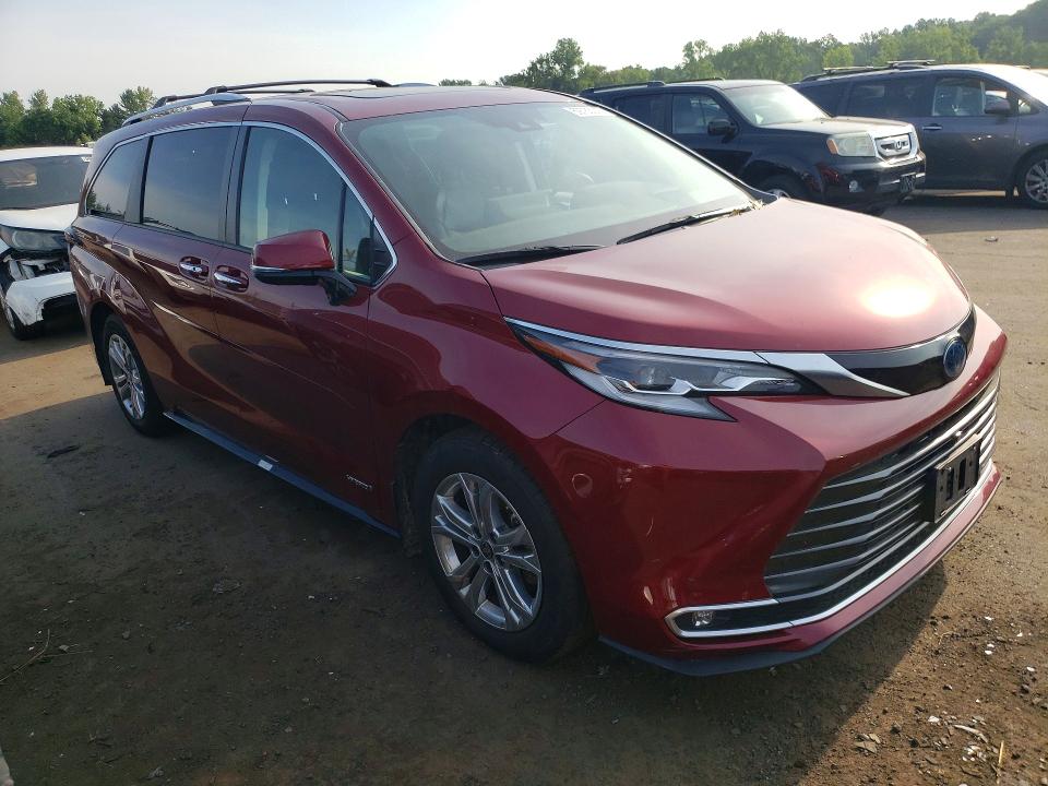 2021 Toyota Sienna VIN 5TDESKFC0MS011872 COPART salvage auction — REAR END, CT - CERT OF TITLE-SALVAGE, sold $11,300 on 2026-07-24 (photo 4)