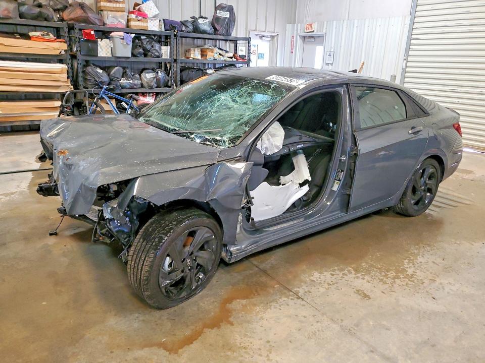 2026 Hyundai Elantra VIN KMHLM4DG7TU202827 COPART salvage auction — FRONT END, Va - Certificate Of Title, sold $125 on 2026-09-03 (photo 1)