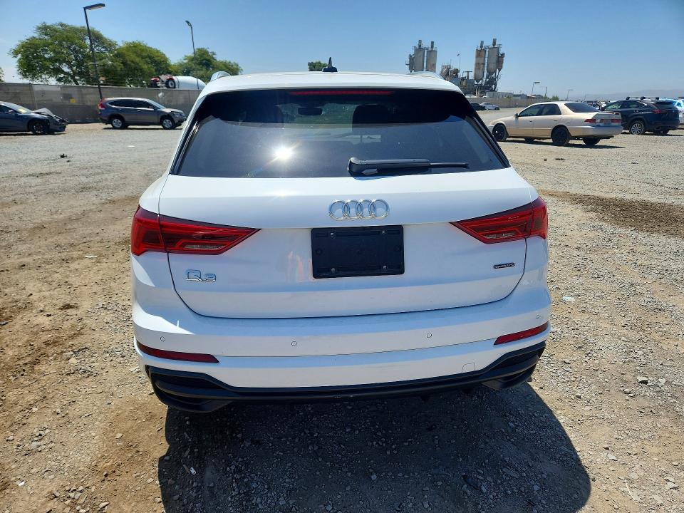2021 Audi Q3 VIN WA1DECF39M1137955 COPART salvage auction — ROLLOVER, CA - SALVAGE CERTIFICATE, sold $4,100 on 2026-07-31 (photo 6)