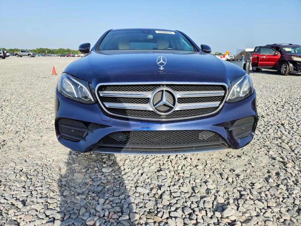 2018 Mercedes-benz E-klasse VIN WDDZF4JBXJA300532 COPART salvage auction — WATER/FLOOD, FL - CERT OF TITLE-SLVG REBLD FLOOD, sold $15 on 2026-07-21 (photo 5)