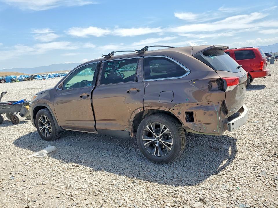 2019 Toyota Highlander VIN 5TDBZRFH8KS982070 COPART salvage auction — REAR END, Co - Certificate Of Title, sold $8,600 on 2026-07-24 (photo 2)