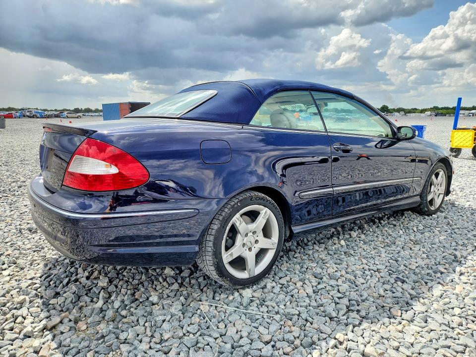 2009 Mercedes-benz Clk-klasse VIN WDBTK56F09T104997 COPART salvage auction — MINOR DENT/SCRATCHES, FL - CERT OF TITLE SLVG REBUILDABLE, sold $1,450 on 2026-07-31 (photo 3)