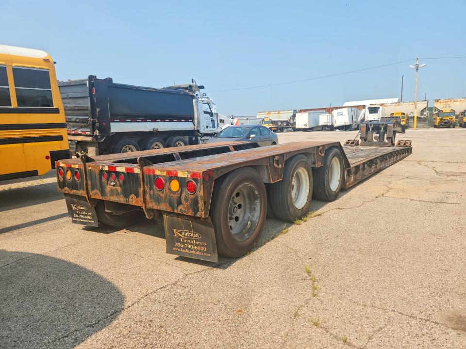 2018 Kenworth Unknown VIN 1K9FR4338JB367190 COPART salvage auction — UNDERCARRIAGE, OH - CERT OF TITLE-SALVAGE, sold $14,400 on 2026-07-30 (photo 3)