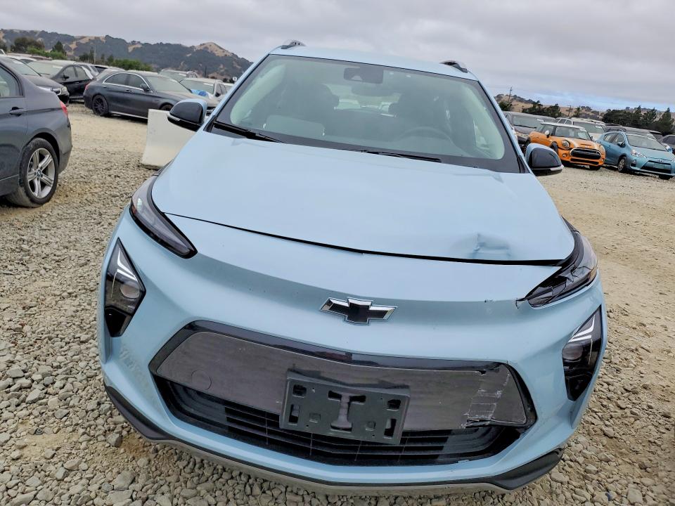 2023 Chevrolet Bolt euv VIN 1G1FY6S06P4181586 COPART salvage auction — FRONT END, CA - SALVAGE CERTIFICATE, sold $7,200 on 2026-07-14 (photo 5)