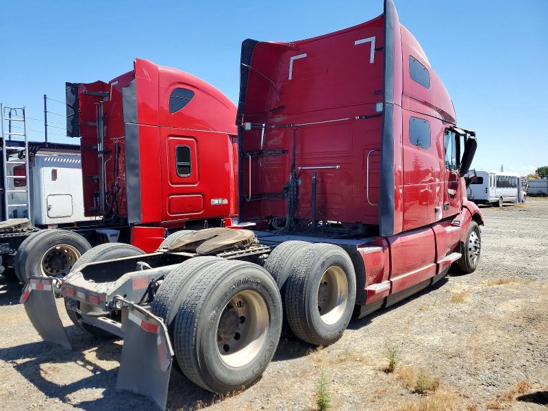 2023 Volvo VIN 4V4NC9EH5PN338477 COPART salvage auction — SIDE, Az - Dis/Dlr/Exp Only Clean Title (P), sold $7,800 on 2026-07-28 (photo 4)