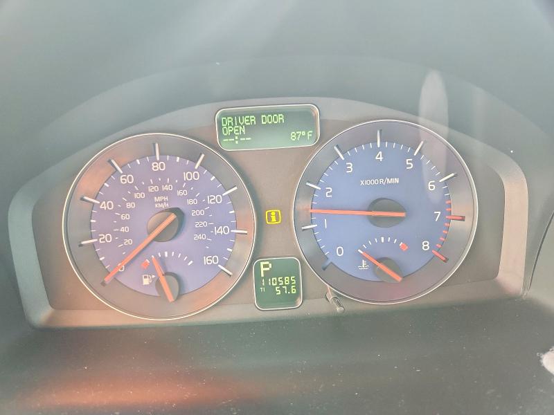 2011 Volvo C30 VIN YV1672MK9B2246530 COPART salvage auction — NORMAL WEAR, Ga - Certificate Of Title, sold $2,150 on 2026-07-28 (photo 9)