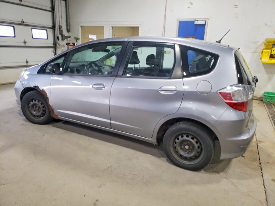 2010 Honda Fit VIN JHMGE8H23AC019161 COPART salvage auction — MINOR DENT/SCRATCHES, Mn - Non Public Clean Title, sold $200 on 2026-07-28 (photo 2)