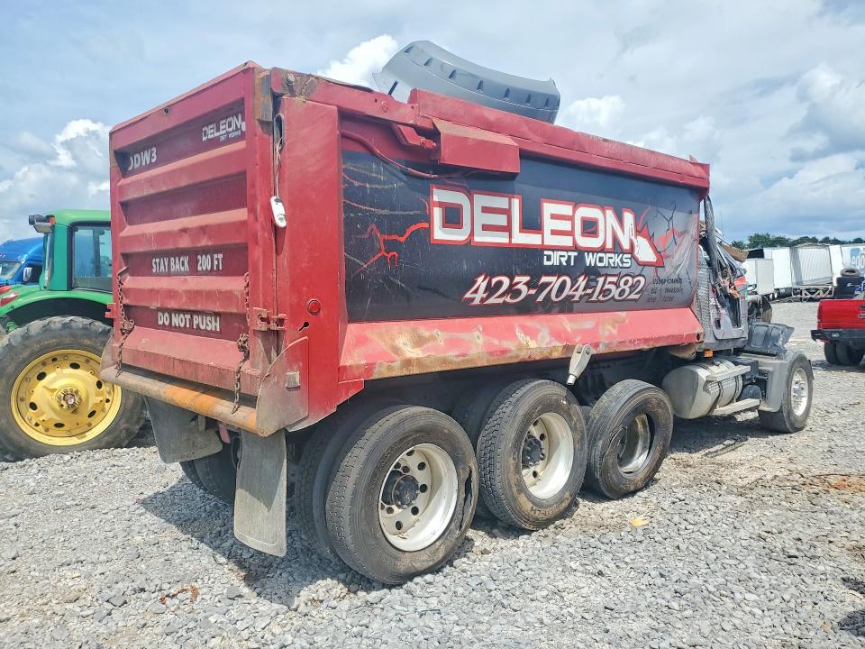 2007 Mack 700 ctp700 VIN 1M2AT04C37M003554 COPART salvage auction — ROLLOVER, TN - SALVAGE CERTIFICATE, sold $9,900 on 2026-09-17 (photo 3)