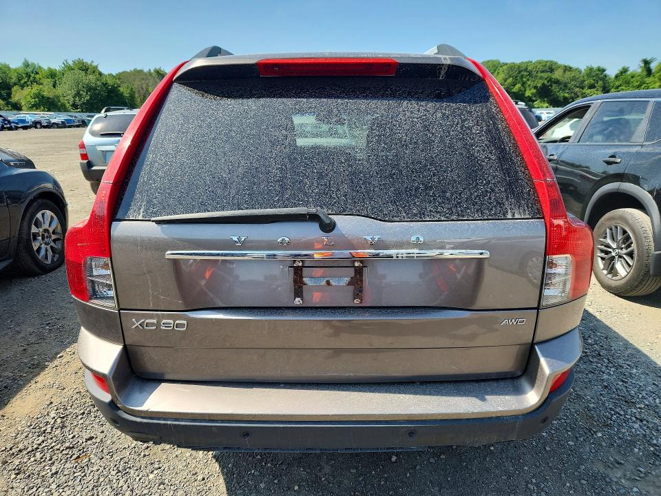 2011 Volvo Xc90 VIN YV4952CZ4B1581785 COPART salvage auction — MINOR DENT/SCRATCHES, Ma - Cert Of Title-Reconstrctd Coll, sold $450 on 2026-07-15 (photo 6)