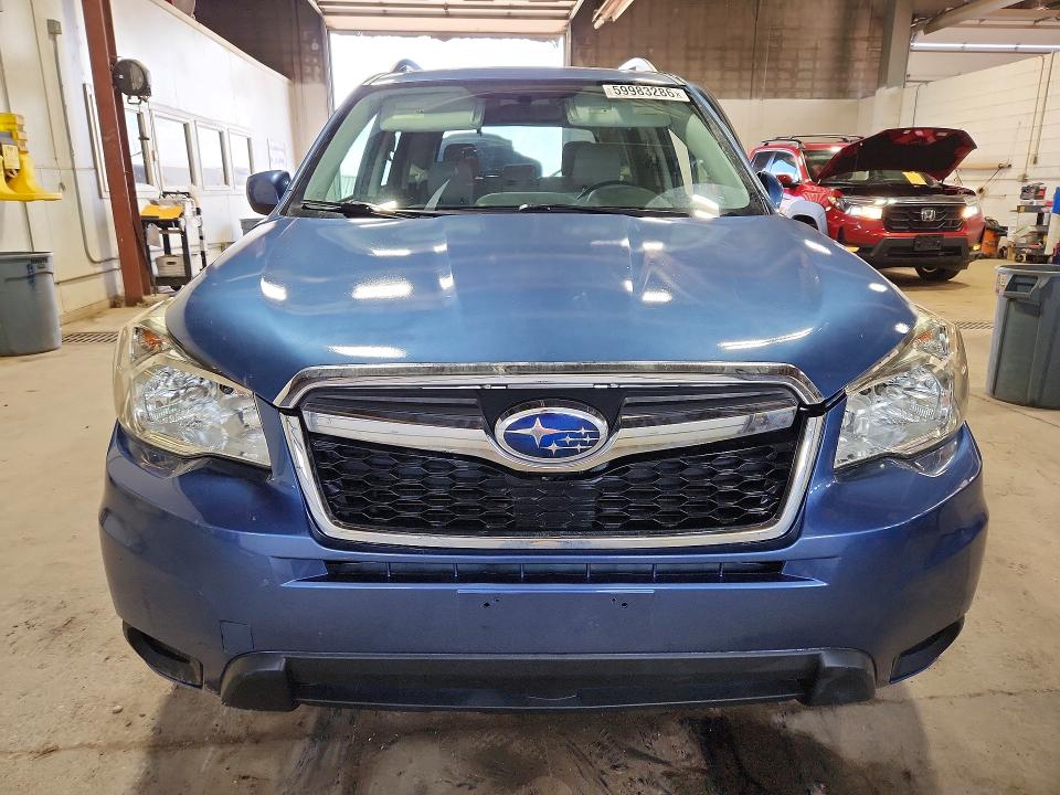 2015 Subaru Forester VIN JF2SJADC6FH486969 COPART salvage auction — SIDE, Mn - Cert Of Title-Prior Salvage, sold $900 on 2026-08-01 (photo 5)