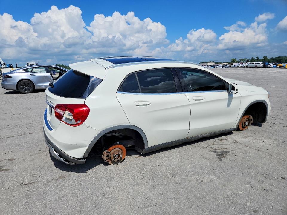 2015 Mercedes-benz Gla-klasse VIN WDCTG4GB4FJ136653 COPART salvage auction — STRIPPED, Tn - Certificate Of Title, sold $3,050 on 2026-07-29 (photo 3)