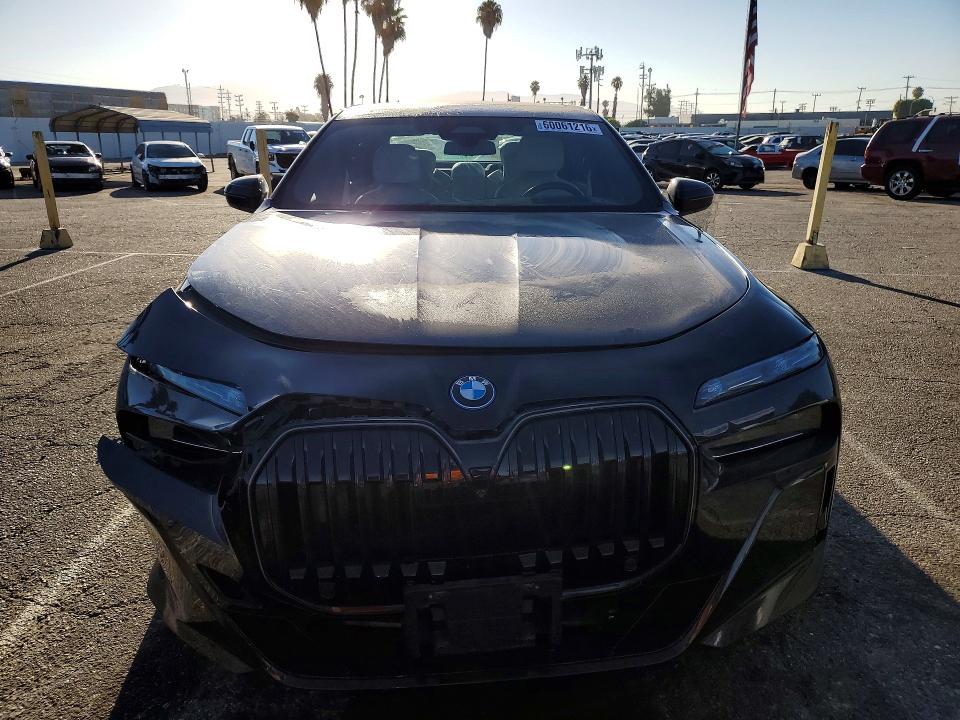 2024 BMW I7 VIN WBY43EJ00RCT10096 COPART salvage auction — FRONT END, Id - Salvage Certificate Of Title, sold $37,250 on 2026-09-22 (photo 5)