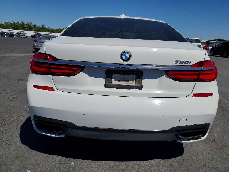 2018 BMW 7er VIN WBA7F0C50JGM23932 COPART salvage auction — FRONT END, Ca - Salvage Certificate, sold $6,000 on 2026-07-20 (photo 6)
