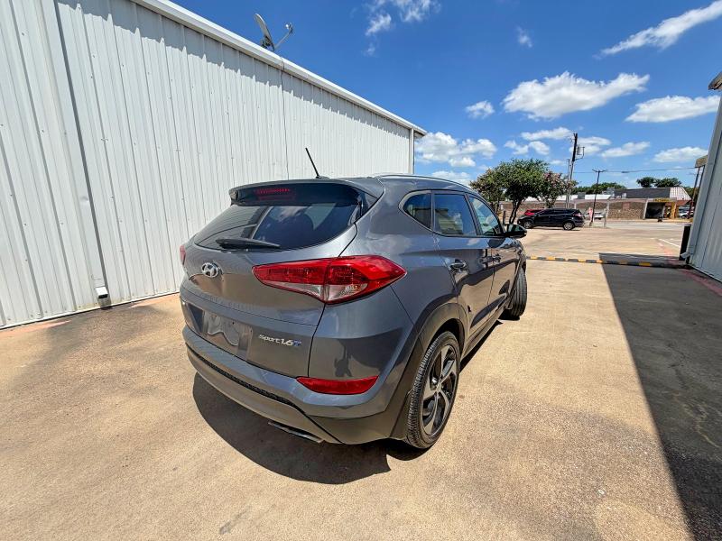 2016 Hyundai Tucson VIN KM8J33A27GU111902 COPART salvage auction — MINOR DENT/SCRATCHES, Tx - Certificate Of Title (P), sold $950 on 2026-07-21 (photo 4)