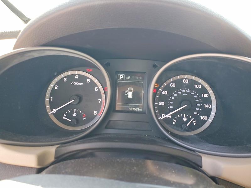 2017 Hyundai Santa fe VIN 5XYZU3LB2HG426109 COPART salvage auction — FRONT END, Mt - Certificate Of Title (P), sold $2,800 on 2026-07-28 (photo 9)