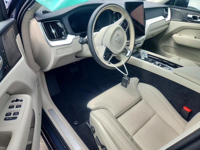 2026 Volvo Xc60 VIN YV4M12RM7T1463667 COPART salvage auction — FRONT END, MA - CERTIFICATE OF TITLE, sold $16,400 on 2026-08-10 (photo 8)