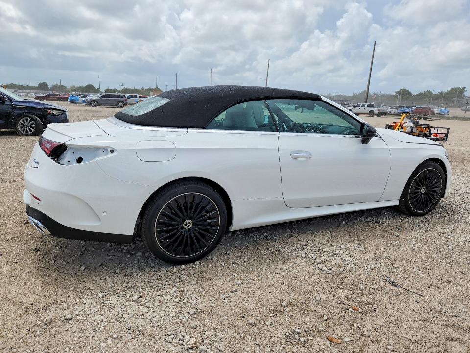 2026 Mercedes-benz VIN W1KMK4HB2TF086878 COPART salvage auction — SIDE, Fl - Cert Of Title Slvg Rebuildable, sold $18,800 on 2026-07-28 (photo 3)
