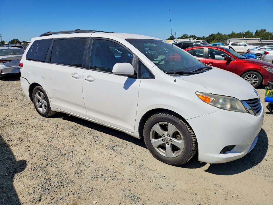 2011 Toyota Sienna VIN 5TDKK3DC7BS085346 COPART salvage auction — REAR END, CA - SALVAGE CERTIFICATE, sold $400 on 2026-07-21 (photo 4)