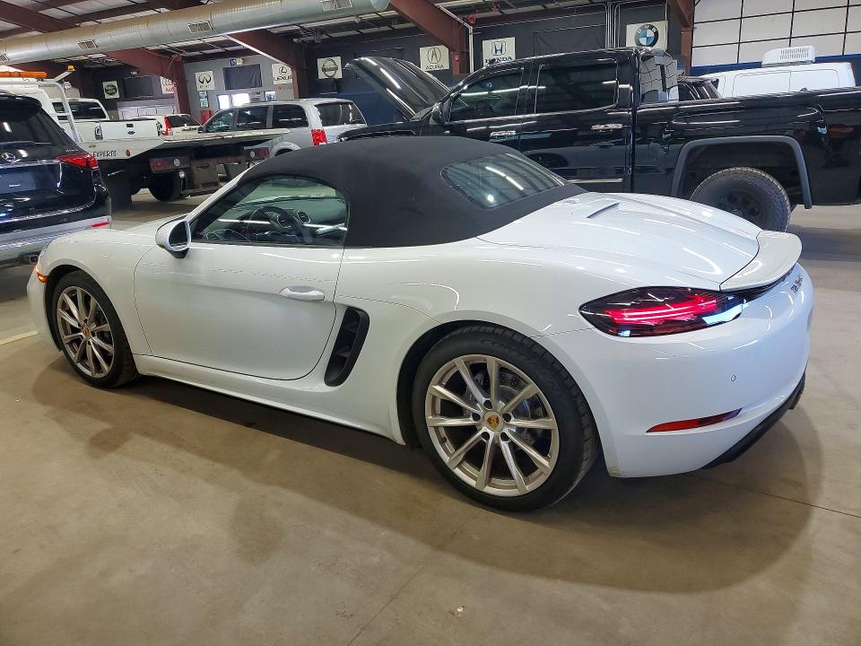2019 Porsche Boxster VIN WP0CA2A82KS211217 COPART salvage auction — MECHANICAL, GA - CERTIFICATE OF TITLE (P), sold $34,750 on 2026-07-27 (photo 2)