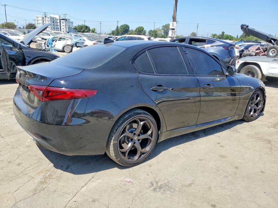 2018 Alfa romeo Giulia VIN ZARFAECNXJ7596650 COPART salvage auction — FRONT END, Ca - Salvage Certificate, sold $3,500 on 2026-08-19 (photo 3)
