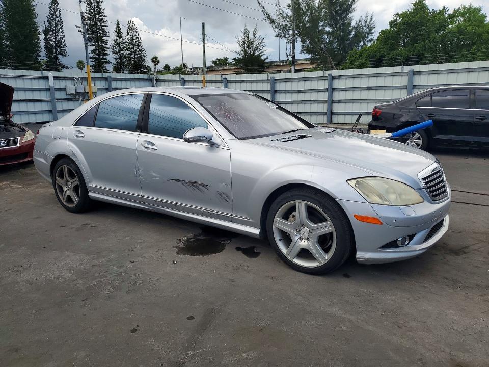 2008 Mercedes-benz S-klasse VIN WDDNG71X88A166073 COPART salvage auction — SIDE, Fl - Cert Of Title Slvg Rebuildable, sold $275 on 2026-07-20 (photo 4)