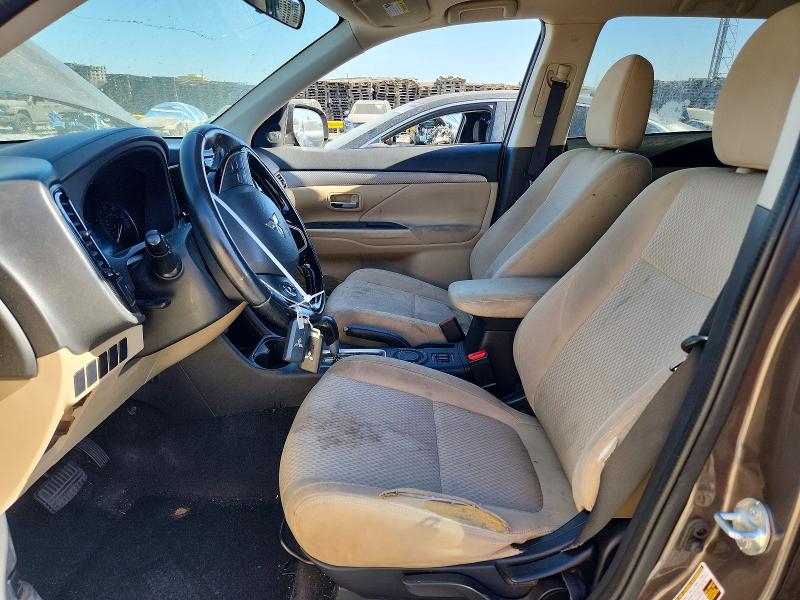 2016 Mitsubishi Outlander VIN JA4AD3A38GZ013372 COPART salvage auction — MINOR DENT/SCRATCHES, CA - DIS/DLR/EXP ONLY CLEAN TITLE, sold $400 on 2026-07-23 (photo 7)