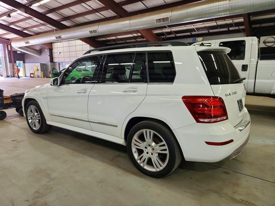 2014 Mercedes-benz Glk-class VIN WDCGG0EB7EG202914 COPART salvage auction — MINOR DENT/SCRATCHES, WV - CERTIFICATE OF TITLE (P), sold $4,950 on 2026-07-27 (photo 2)