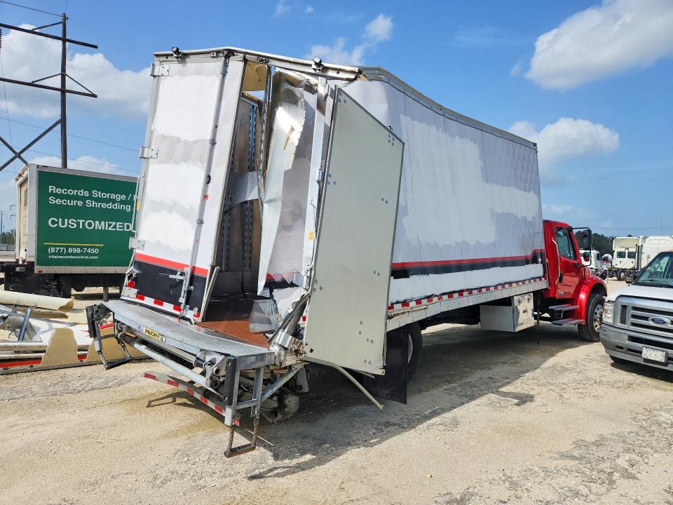 2025 Frht - freightliner VIN 3ALACWFC5SDVX5399 COPART salvage auction — REAR END, LA - CERT OF TITLE-SALVAGE, sold $10,400 on 2026-07-29 (photo 3)