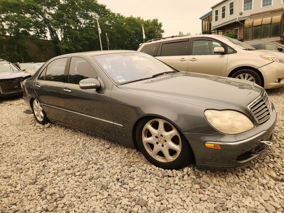 2006 Mercedes-benz S class VIN WDBNG83J56A473303 COPART salvage auction — MINOR DENT/SCRATCHES, MA - CERTIFICATE OF TITLE, sold $425 on 2026-07-17 (photo 4)