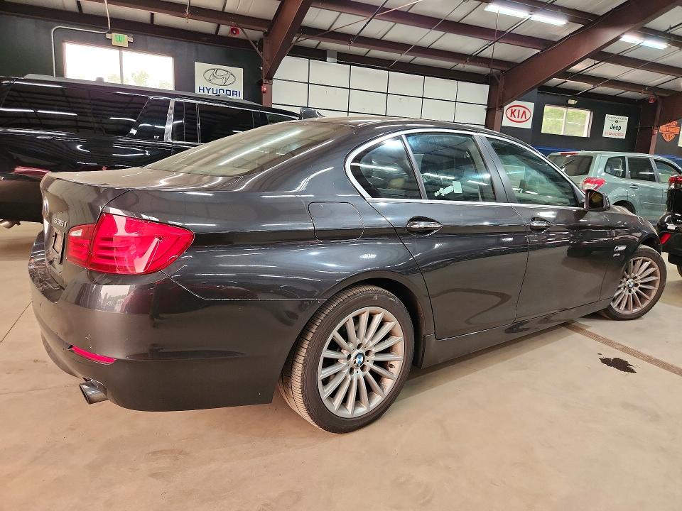 2013 BMW 5 series VIN WBAFU7C51DDU75294 COPART salvage auction — MINOR DENT/SCRATCHES, CT - CERTIFICATE OF TITLE, sold $725 on 2026-07-28 (photo 3)