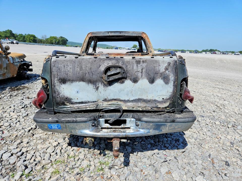 2001 Ford F-150 lightning VIN 1FTRX07L31KA20266 COPART salvage auction — BURN, TN - NON-REPAIRABLE CERTIFICATE, sold $225 on 2026-07-27 (photo 6)