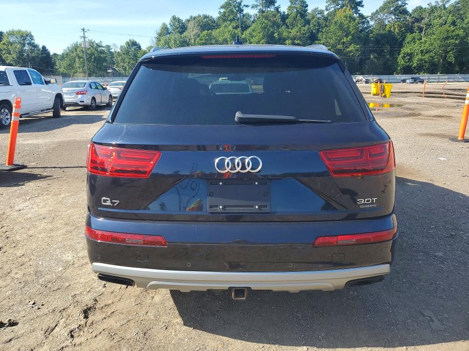 2017 Audi Q7 VIN WA1VAAF77HD057274 COPART salvage auction — MINOR DENT/SCRATCHES, La - Certificate Of Title (P), sold $8,100 on 2026-07-27 (photo 6)
