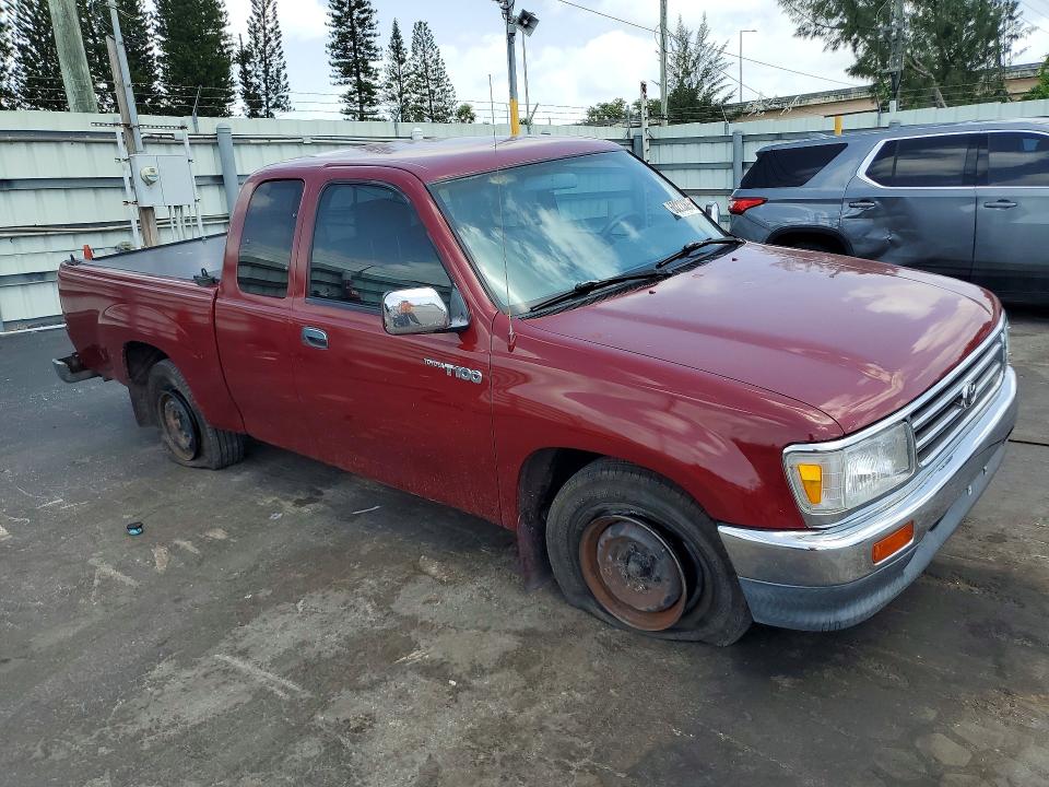 1997 Toyota T100 VIN JT4TN12D3V0037801 COPART salvage auction — REAR END, FL - CERT OF TITLE SLVG REBUILDABLE, sold $975 on 2026-07-29 (photo 4)