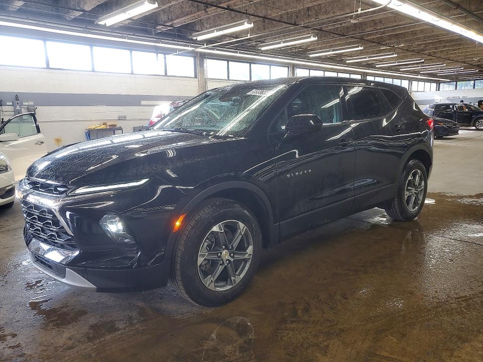 2026 Chevrolet Blazer VIN 3GNKBHR42TS151546 — COPART salvage auction photo