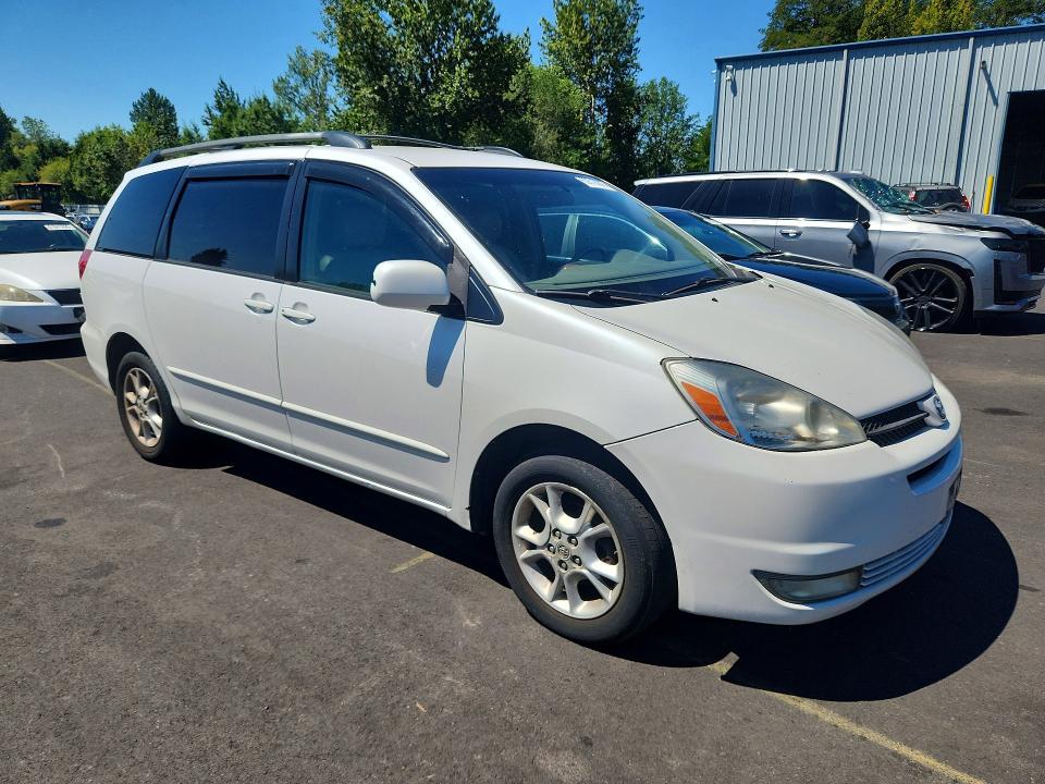 2004 Toyota Sienna VIN 5TDBA22CX4S020252 COPART salvage auction — MECHANICAL, OR - CERT OF TITLE-RECONSTRUCTED, sold $150 on 2026-07-29 (photo 4)