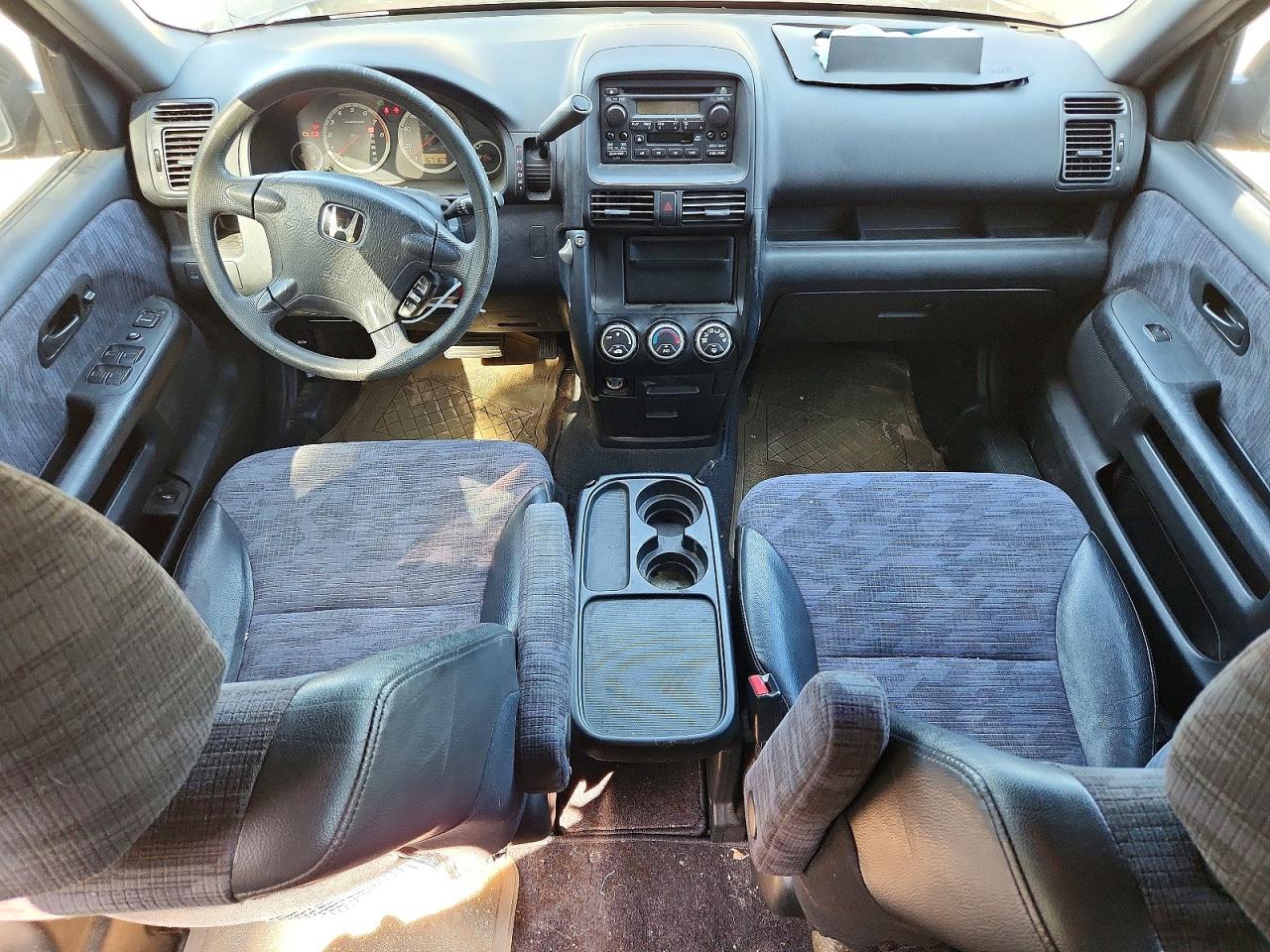 2002 Honda Cr-v VIN JHLRD68432C009964 COPART salvage auction — Front End, TX - SALVAGE VEHICLE TITLE, sold $975 on 2026-09-03 (photo 8)