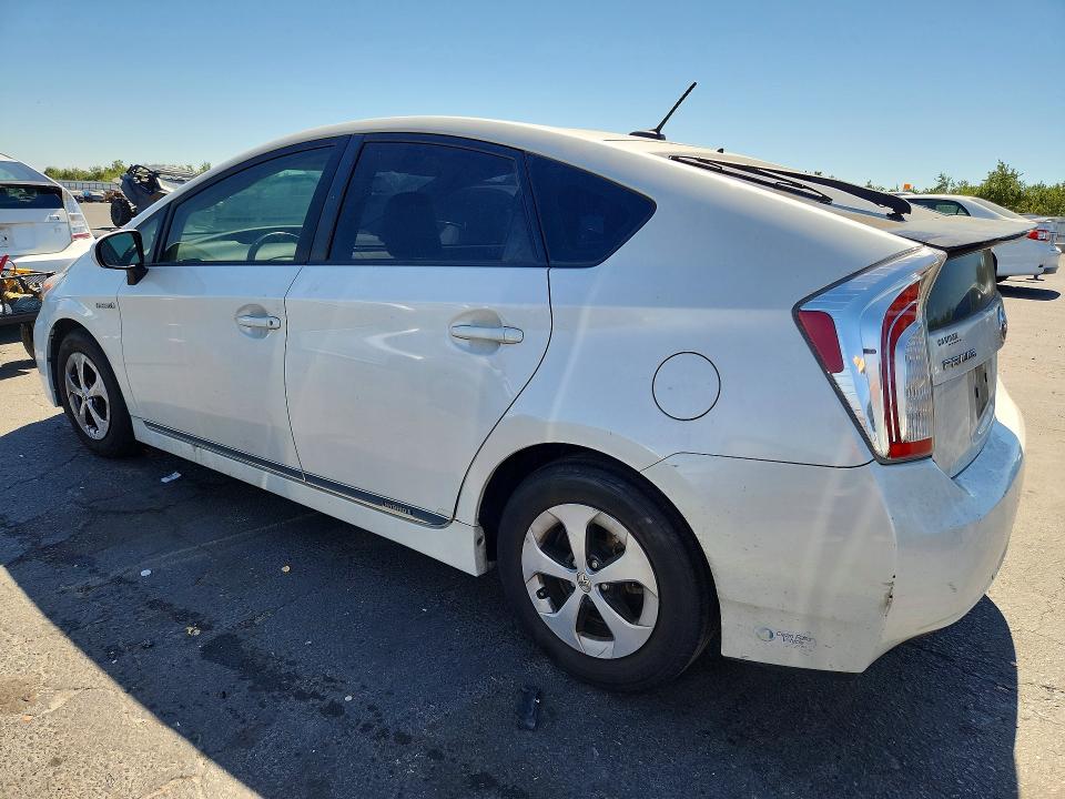 2014 Toyota Prius VIN JTDKN3DU4E0391265 COPART salvage auction — MECHANICAL, CA - DIS/DLR/EXP ONLY CLEAN TITLE, sold $2,600 on 2026-07-16 (photo 2)