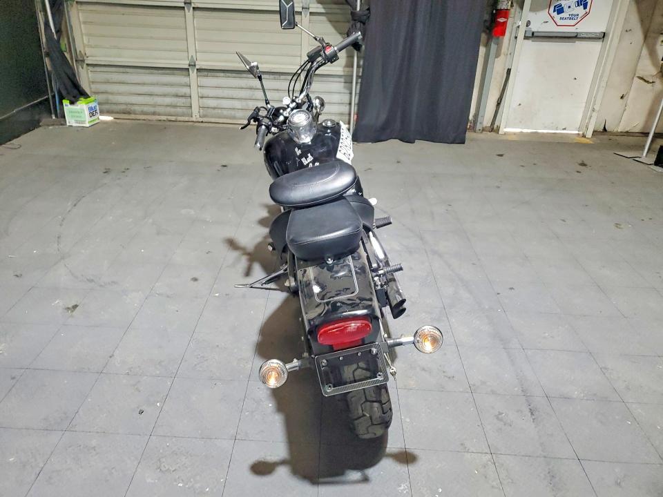 2010 Yamaha Xvs650 VIN JYAVM01E5AA134952 COPART salvage auction — SIDE, OR - SALVAGE TITLE CERTIFICATE, sold $799 on 2026-09-15 (photo 4)