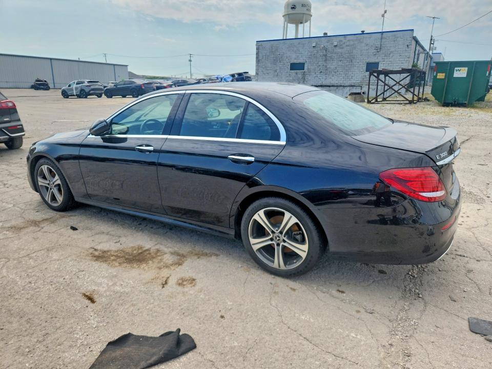 2018 Mercedes-benz VIN WDDZF4KB4JA472019 COPART salvage auction — WATER/FLOOD, Il - Salvage Cert-Flood, sold $6,900 on 2026-08-12 (photo 2)