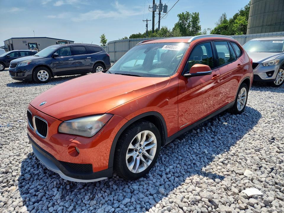 2015 BMW X1 VIN WBAVL1C58FVY24623 COPART salvage auction — NORMAL WEAR, Mi - Dealer Only Clean Title, sold $200 on 2026-07-23 (photo 1)