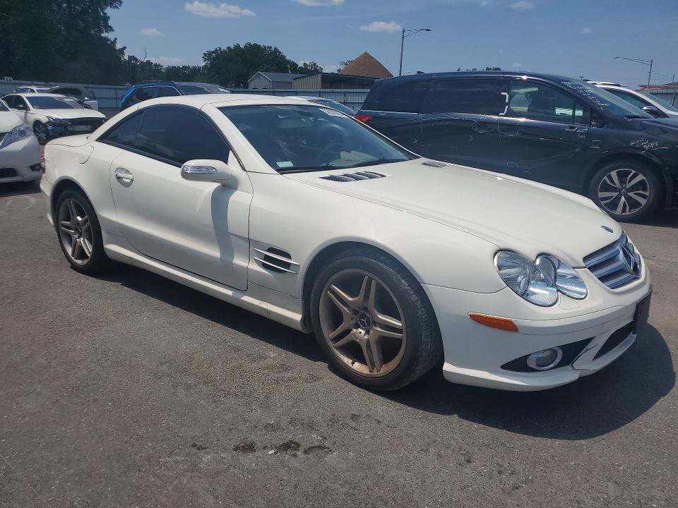2007 Mercedes-benz Sl-klasse VIN WDBSK71F37F130133 COPART salvage auction — BURN, NJ - CERT OF TITLE-SALVAGE, sold $3,450 on 2026-07-23 (photo 4)