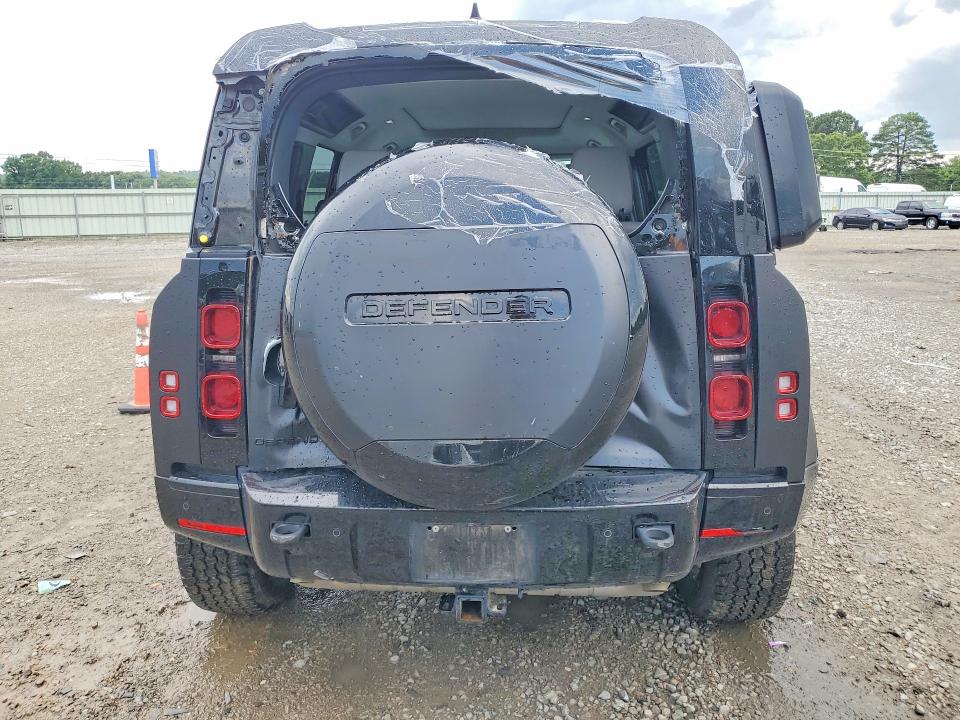2025 Land rover Defender VIN SALE27EU3S2370041 COPART salvage auction — REAR END, AR - CERT OF TITLE-SALVAGE, sold $49,750 on 2026-08-19 (photo 6)