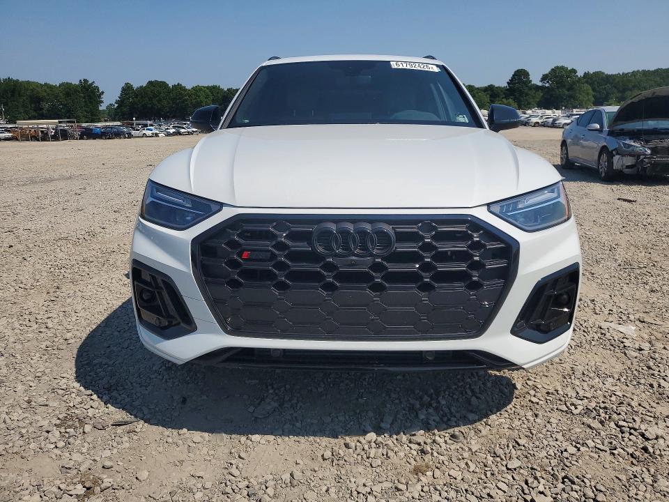 2025 Audi Sq5 VIN WA1B4AFY3S2052062 COPART salvage auction — WATER/FLOOD, Ar - Cert Of Title-Salvage, sold $25,250 on 2026-09-14 (photo 5)